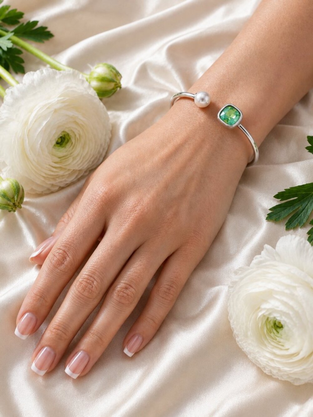 Green Crystal Pearl 18K White Gold Plated Stainless Steel Cuff Bracelet Set - Picture 7 of 13